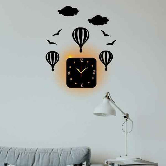 Hot Air Balloons Design Square Analogue Wall Clock